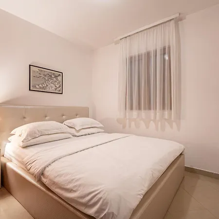 Maslina Apartment *