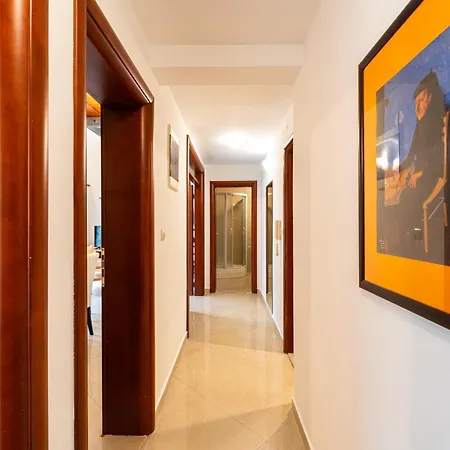 Apartment Maslina *